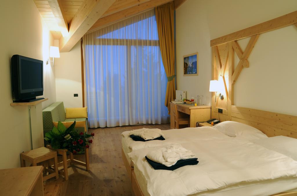 Alpine Mugon Hotel Vason Exterior foto